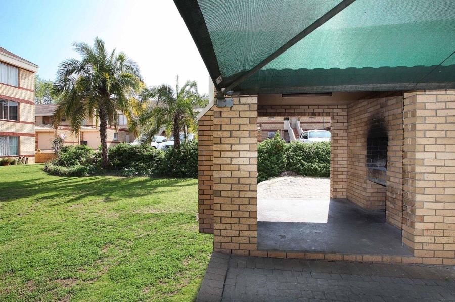 2 Bedroom Property for Sale in Durbanville Western Cape